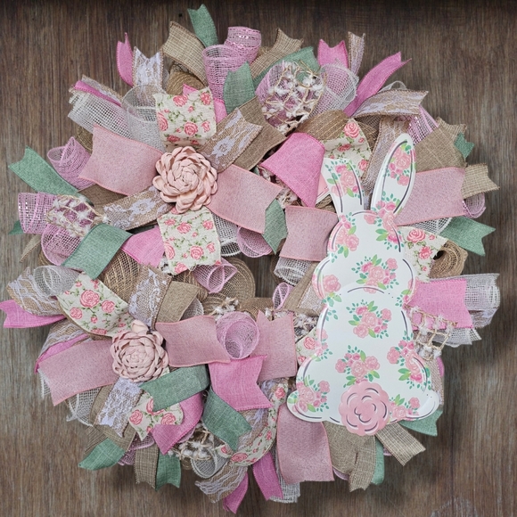 Easter Victorian Bunny Bottom Wreath